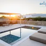Antiparoshomes Αντίπαρος
