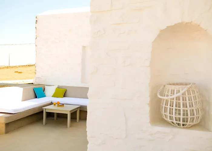 Homes Antiparos Town